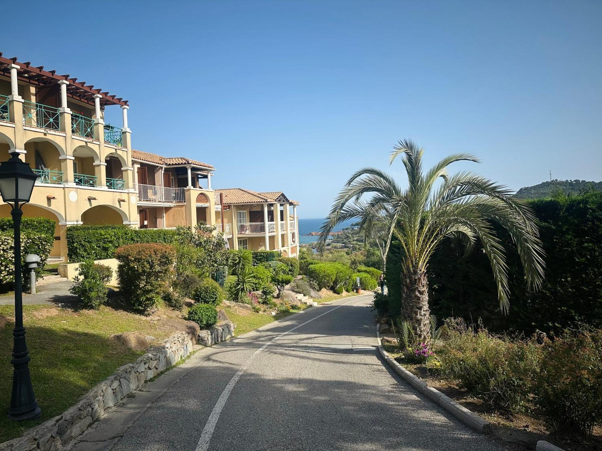Cap Esterel Village Pierre & Vacance , Agay 4Prs Climatise-Wifi-Parking Inclus Saint-Raphaël Eksteriør billede