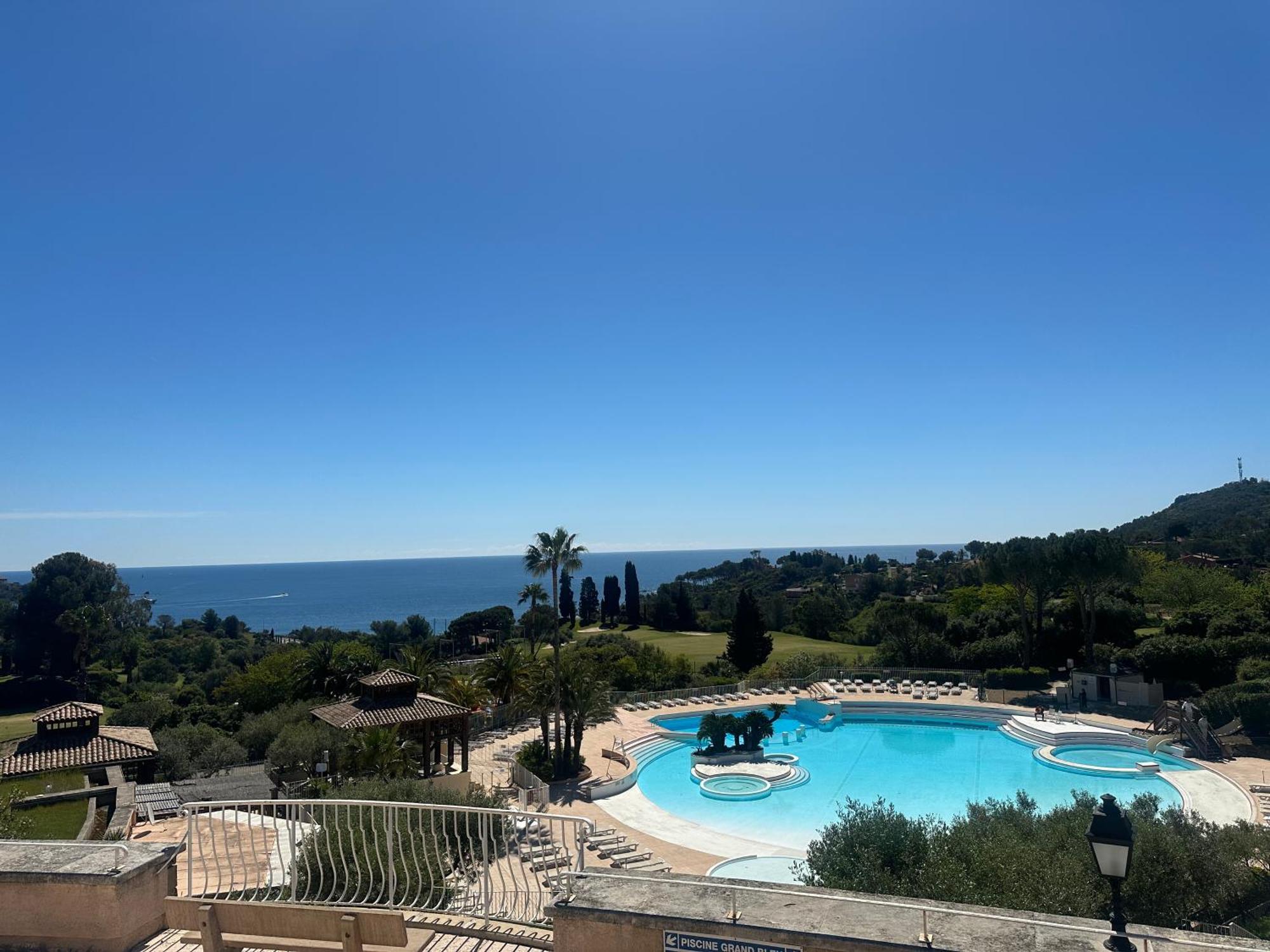 Cap Esterel Village Pierre & Vacance , Agay 4Prs Climatise-Wifi-Parking Inclus Saint-Raphaël Eksteriør billede